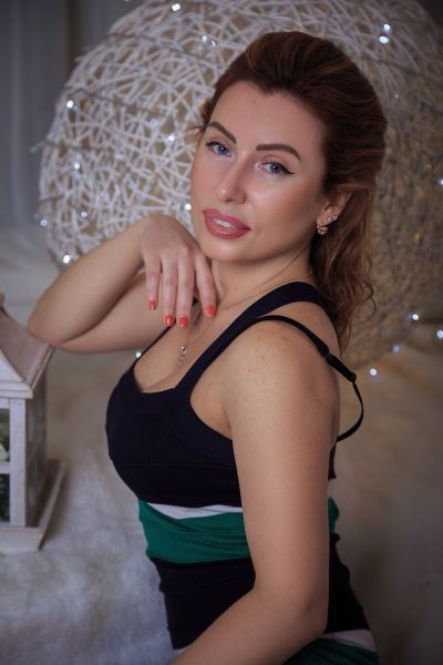 Katerina femme ukrainienne de Kiev, parle anglais, russe